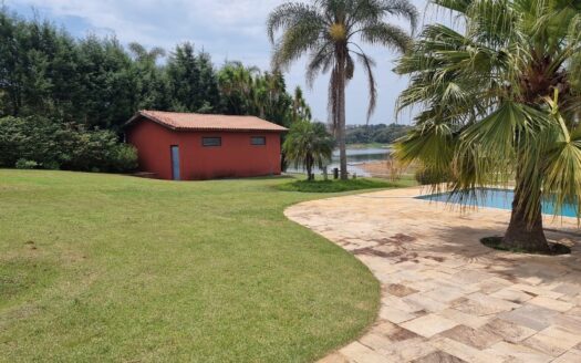 CASA À VENDA EM PIEDADE, SP DE ALTO PADRÃO EM REPRESA