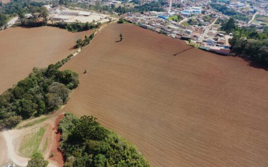 FAZENDA À VENDA EM RIBEIRÃO BRANCO, SP, COM 29 HECTARES