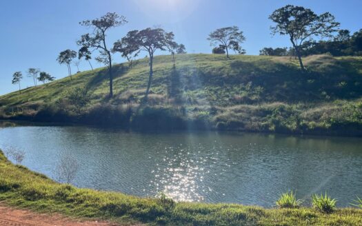 FAZENDA DE PECUÁRIA E ECOTURISMO EM FORMOSO GO – 746 HA